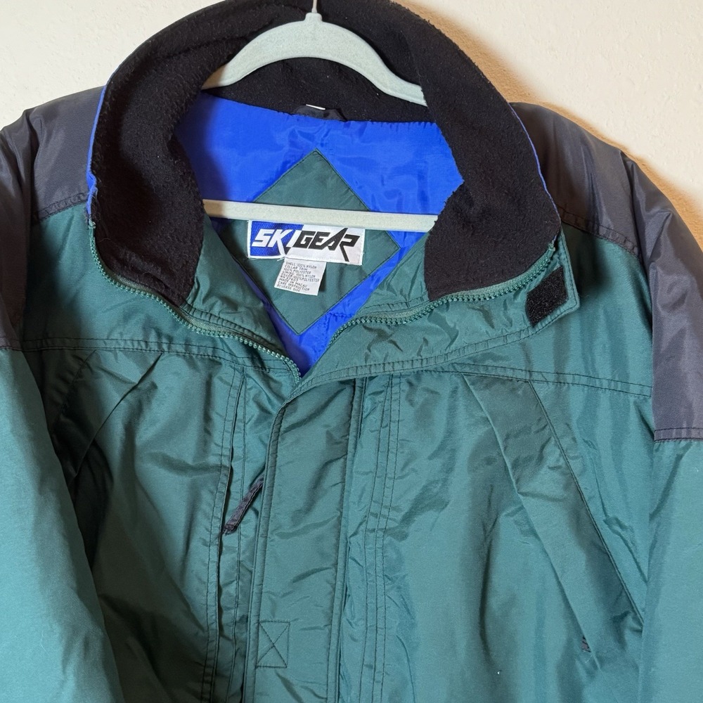 Vintage Ski Gear Men's XXL Ski Jacket Green Black Blue Nylon Winter Coat Retro